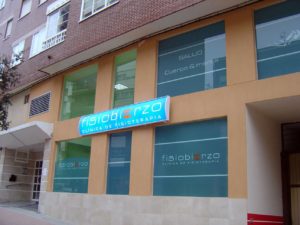 Rotulacion_de_Cristaleras_y_Escaparates–(12)