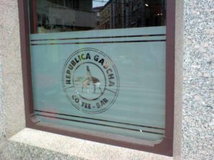 Rotulacion_de_Cristaleras_y_Escaparates–(36)